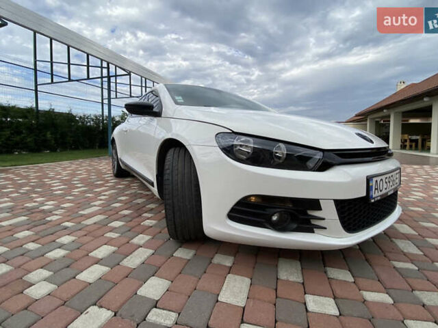 Белый Фольксваген Скирокко, объемом двигателя 1.4 л и пробегом 235 тыс. км за 7399 $, фото 2 на Automoto.ua