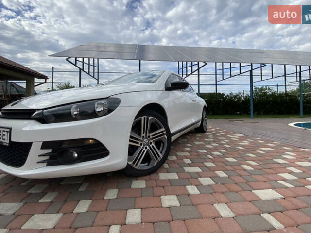 Белый Фольксваген Скирокко, объемом двигателя 1.4 л и пробегом 235 тыс. км за 7399 $, фото 1 на Automoto.ua