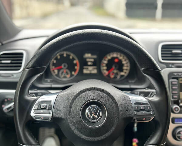 Білий Фольксваген Скірокко, об'ємом двигуна 1.4 л та пробігом 265 тис. км за 8100 $, фото 11 на Automoto.ua