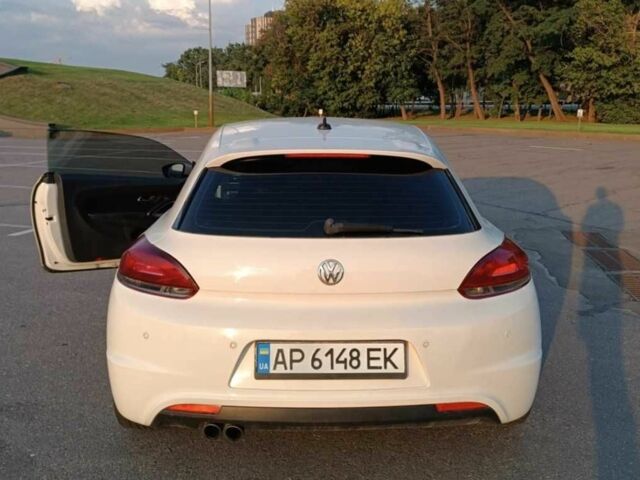 Белый Фольксваген Скирокко, объемом двигателя 1.4 л и пробегом 180 тыс. км за 7500 $, фото 6 на Automoto.ua