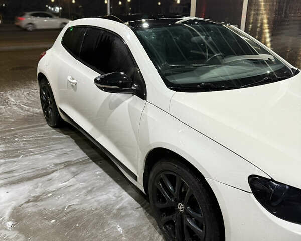 Белый Фольксваген Скирокко, объемом двигателя 1.97 л и пробегом 354 тыс. км за 7000 $, фото 4 на Automoto.ua