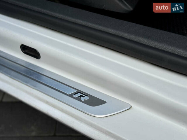 Белый Фольксваген Скирокко, объемом двигателя 1.97 л и пробегом 350 тыс. км за 5999 $, фото 19 на Automoto.ua