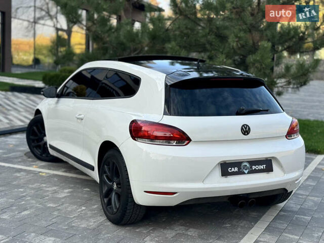 Белый Фольксваген Скирокко, объемом двигателя 1.97 л и пробегом 350 тыс. км за 5999 $, фото 9 на Automoto.ua