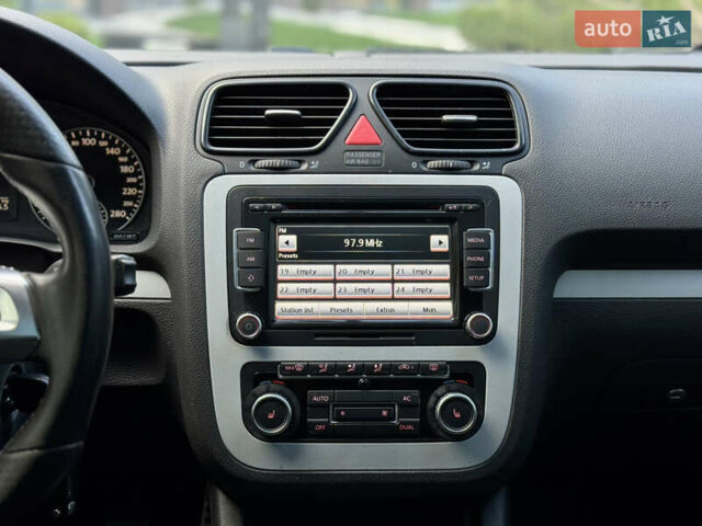 Белый Фольксваген Скирокко, объемом двигателя 1.97 л и пробегом 350 тыс. км за 5999 $, фото 29 на Automoto.ua