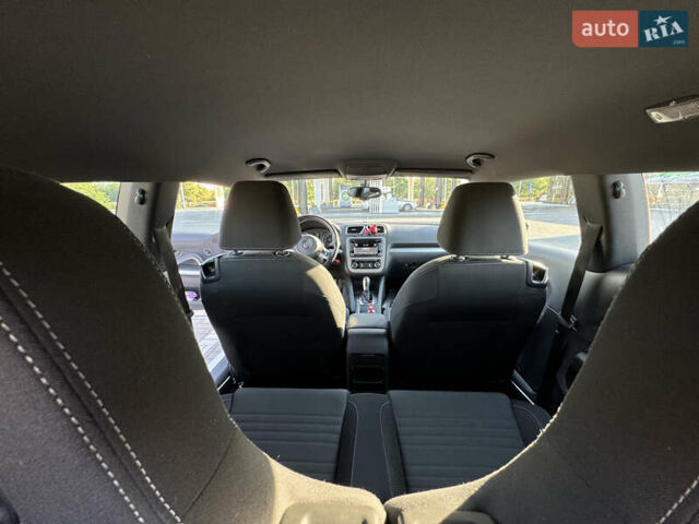 Білий Фольксваген Скірокко, об'ємом двигуна 1.98 л та пробігом 130 тис. км за 13000 $, фото 18 на Automoto.ua