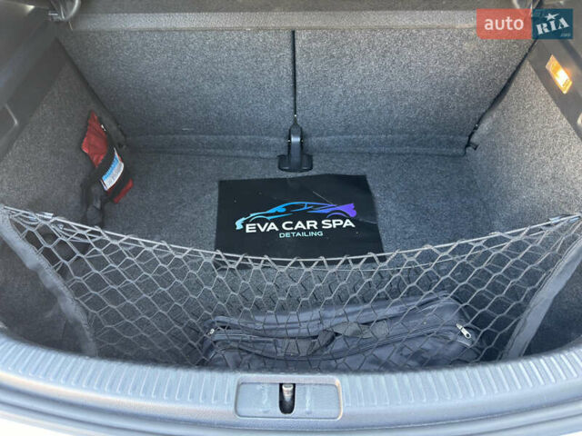 Білий Фольксваген Скірокко, об'ємом двигуна 1.98 л та пробігом 130 тис. км за 13000 $, фото 22 на Automoto.ua