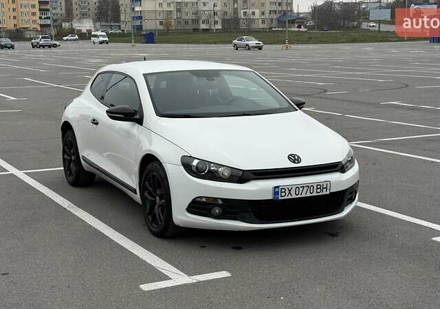 Білий Фольксваген Скірокко, об'ємом двигуна 1.39 л та пробігом 223 тис. км за 9800 $, фото 11 на Automoto.ua