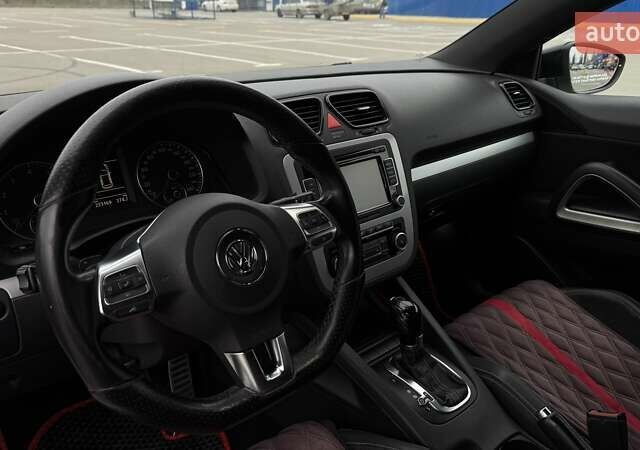 Білий Фольксваген Скірокко, об'ємом двигуна 1.39 л та пробігом 223 тис. км за 9800 $, фото 19 на Automoto.ua