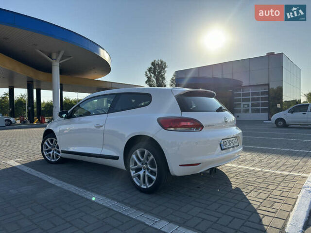 Білий Фольксваген Скірокко, об'ємом двигуна 1.98 л та пробігом 130 тис. км за 13000 $, фото 6 на Automoto.ua