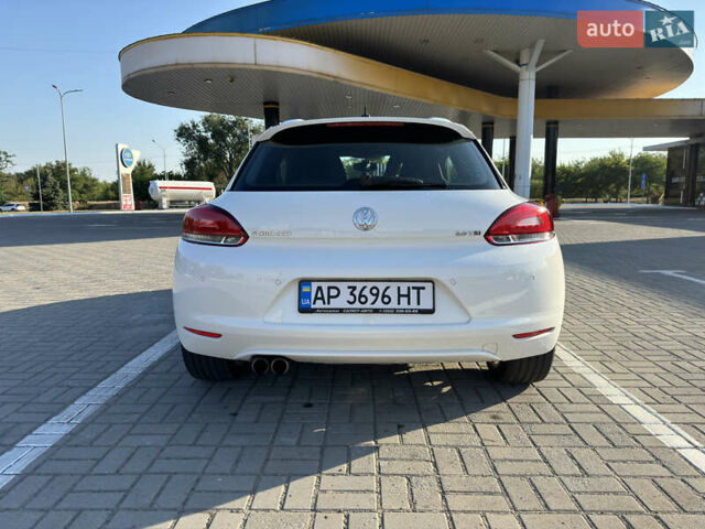 Білий Фольксваген Скірокко, об'ємом двигуна 1.98 л та пробігом 130 тис. км за 13000 $, фото 5 на Automoto.ua