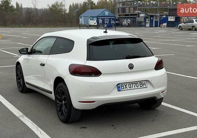 Білий Фольксваген Скірокко, об'ємом двигуна 1.39 л та пробігом 223 тис. км за 9800 $, фото 5 на Automoto.ua