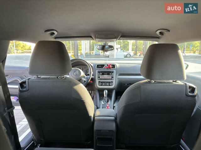 Білий Фольксваген Скірокко, об'ємом двигуна 1.98 л та пробігом 130 тис. км за 13000 $, фото 19 на Automoto.ua