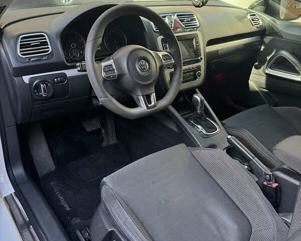 Белый Фольксваген Скирокко, объемом двигателя 1.4 л и пробегом 184 тыс. км за 10550 $, фото 3 на Automoto.ua