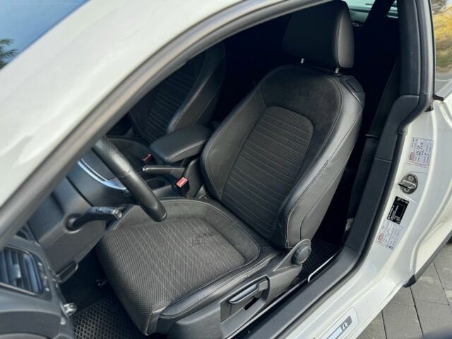 Белый Фольксваген Скирокко, объемом двигателя 2 л и пробегом 350 тыс. км за 5999 $, фото 12 на Automoto.ua