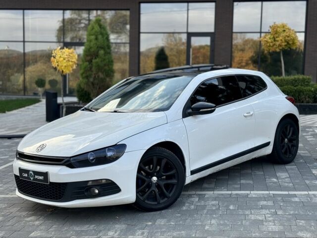 Белый Фольксваген Скирокко, объемом двигателя 2 л и пробегом 350 тыс. км за 5999 $, фото 1 на Automoto.ua