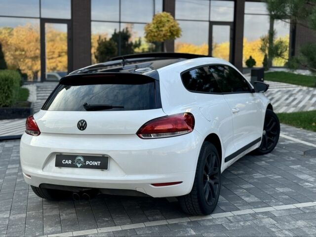 Белый Фольксваген Скирокко, объемом двигателя 2 л и пробегом 350 тыс. км за 5999 $, фото 7 на Automoto.ua