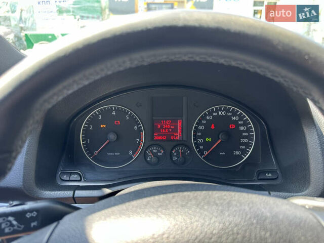 Черный Фольксваген Скирокко, объемом двигателя 1.39 л и пробегом 217 тыс. км за 7999 $, фото 5 на Automoto.ua