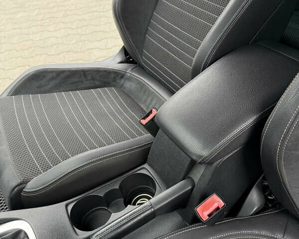 Черный Фольксваген Скирокко, объемом двигателя 2 л и пробегом 245 тыс. км за 8400 $, фото 48 на Automoto.ua