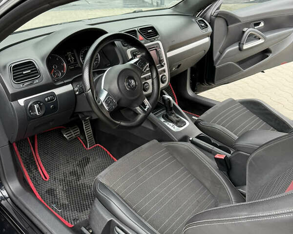 Черный Фольксваген Скирокко, объемом двигателя 2 л и пробегом 245 тыс. км за 8400 $, фото 44 на Automoto.ua