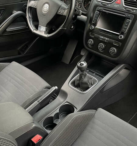 Фольксваген Скирокко 2009 в Львове на Automoto.ua Черный Фольксваген Скирокко, объемом двигателя 1.98 л и пробегом 207 тыс. км за 9000 $, фото 7 на Automoto.ua