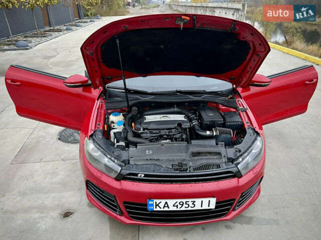 Красный Фольксваген Скирокко, объемом двигателя 1.98 л и пробегом 145 тыс. км за 7900 $, фото 16 на Automoto.ua