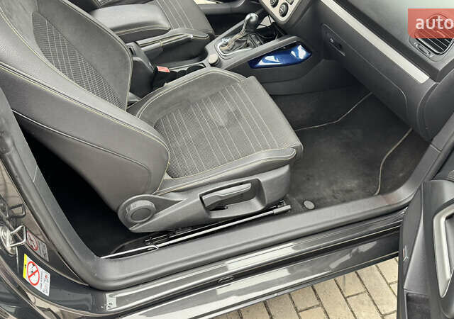 Сірий Фольксваген Скірокко, об'ємом двигуна 1.39 л та пробігом 239 тис. км за 9399 $, фото 20 на Automoto.ua