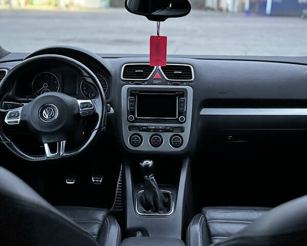 Серый Фольксваген Скирокко, объемом двигателя 1.4 л и пробегом 159 тыс. км за 8900 $, фото 14 на Automoto.ua