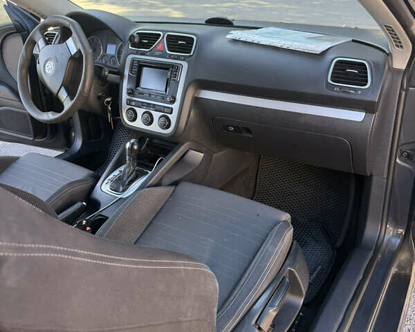 Фольксваген Скирокко 2009 в Виннице на Automoto.ua Серый Фольксваген Скирокко, объемом двигателя 1.39 л и пробегом 270 тыс. км за 8450 $, фото 31 на Automoto.ua