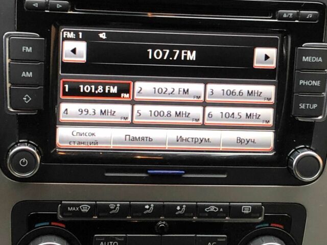 Серый Фольксваген Скирокко, объемом двигателя 1.4 л и пробегом 200 тыс. км за 12500 $, фото 7 на Automoto.ua