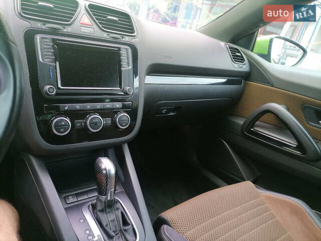 Зеленый Фольксваген Скирокко, объемом двигателя 1.98 л и пробегом 120 тыс. км за 14000 $, фото 8 на Automoto.ua