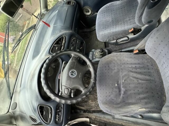 Фольксваген Шаран 1999 в Николаеве на Automoto.ua Белый Фольксваген Шаран, объемом двигателя 1.9 л и пробегом 380 тыс. км за 1800 $, фото 7 на Automoto.ua