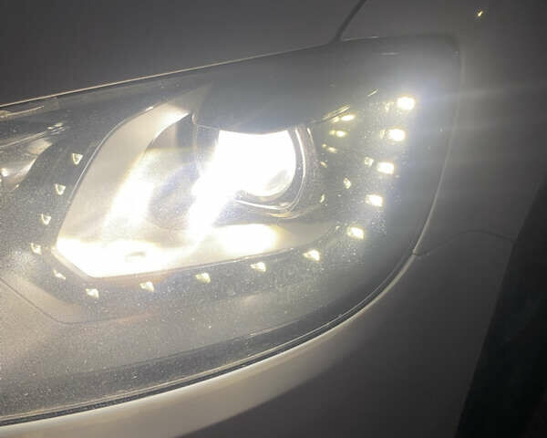 Білий Фольксваген Шаран, об'ємом двигуна 2 л та пробігом 263 тис. км за 11700 $, фото 7 на Automoto.ua