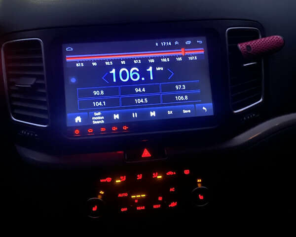 Білий Фольксваген Шаран, об'ємом двигуна 2 л та пробігом 263 тис. км за 11700 $, фото 5 на Automoto.ua