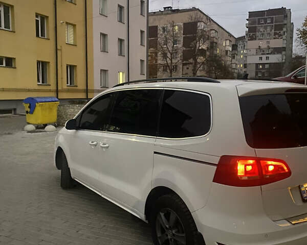 Білий Фольксваген Шаран, об'ємом двигуна 2 л та пробігом 263 тис. км за 11700 $, фото 8 на Automoto.ua