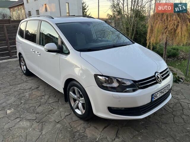 Белый Фольксваген Шаран, объемом двигателя 2 л и пробегом 235 тыс. км за 11350 $, фото 2 на Automoto.ua