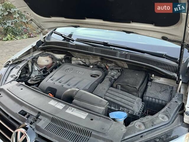 Белый Фольксваген Шаран, объемом двигателя 2 л и пробегом 235 тыс. км за 11350 $, фото 45 на Automoto.ua