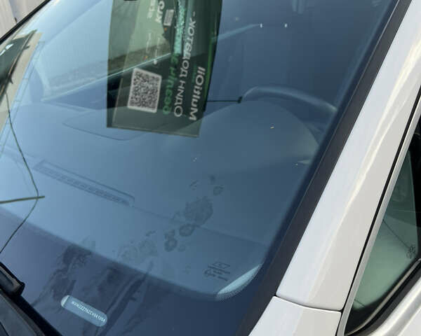 Белый Фольксваген Шаран, объемом двигателя 1.97 л и пробегом 276 тыс. км за 14200 $, фото 14 на Automoto.ua