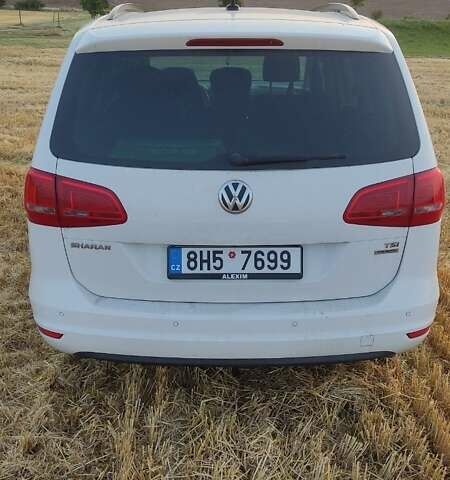 Белый Фольксваген Шаран, объемом двигателя 1.4 л и пробегом 245 тыс. км за 9920 $, фото 8 на Automoto.ua