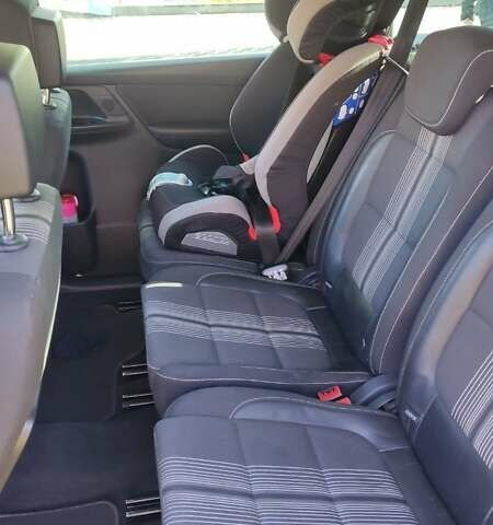 Белый Фольксваген Шаран, объемом двигателя 1.4 л и пробегом 245 тыс. км за 9920 $, фото 15 на Automoto.ua