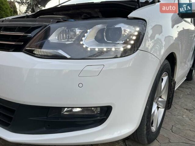 Белый Фольксваген Шаран, объемом двигателя 2 л и пробегом 235 тыс. км за 11350 $, фото 12 на Automoto.ua