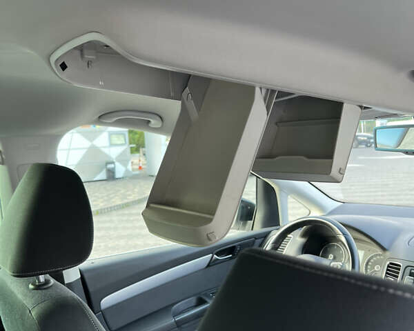 Белый Фольксваген Шаран, объемом двигателя 1.97 л и пробегом 276 тыс. км за 14200 $, фото 71 на Automoto.ua