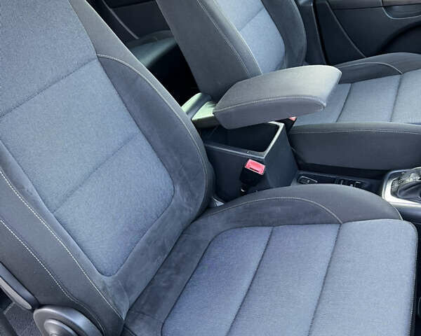 Белый Фольксваген Шаран, объемом двигателя 1.97 л и пробегом 276 тыс. км за 14200 $, фото 75 на Automoto.ua