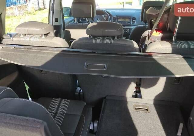 Белый Фольксваген Шаран, объемом двигателя 1.4 л и пробегом 245 тыс. км за 9920 $, фото 16 на Automoto.ua