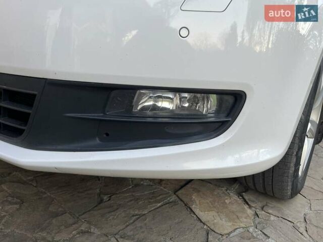 Белый Фольксваген Шаран, объемом двигателя 2 л и пробегом 235 тыс. км за 11350 $, фото 13 на Automoto.ua