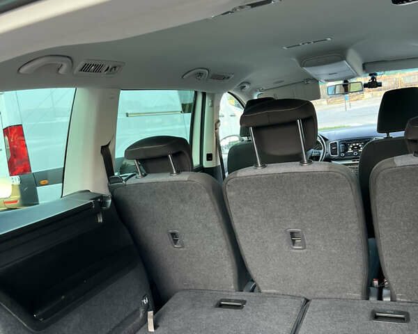 Белый Фольксваген Шаран, объемом двигателя 1.97 л и пробегом 276 тыс. км за 14200 $, фото 38 на Automoto.ua