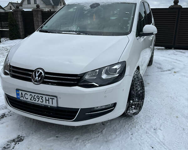 Білий Фольксваген Шаран, об'ємом двигуна 2 л та пробігом 272 тис. км за 15500 $, фото 6 на Automoto.ua