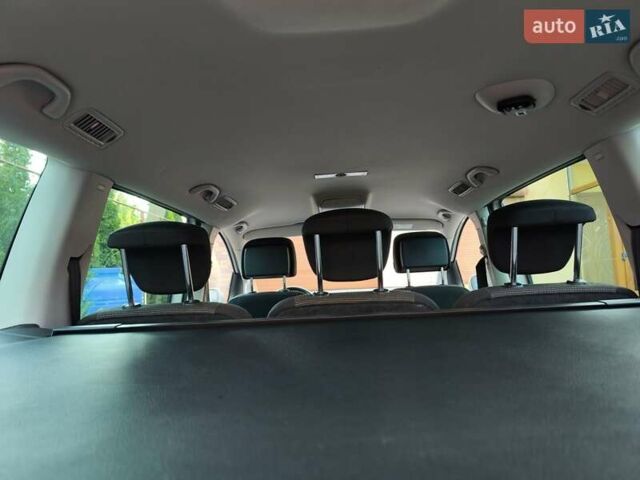 Белый Фольксваген Шаран, объемом двигателя 2 л и пробегом 246 тыс. км за 14299 $, фото 32 на Automoto.ua