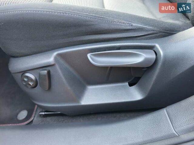 Белый Фольксваген Шаран, объемом двигателя 2 л и пробегом 246 тыс. км за 14299 $, фото 22 на Automoto.ua