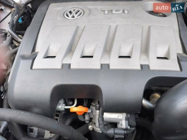 Белый Фольксваген Шаран, объемом двигателя 2 л и пробегом 246 тыс. км за 14299 $, фото 43 на Automoto.ua