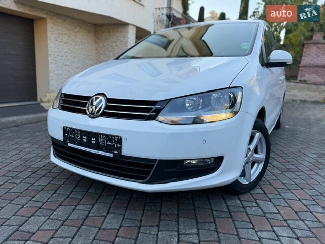 Фольксваген Шаран 2017 в Черновцах на Automoto.ua Белый Фольксваген Шаран, объемом двигателя 1.97 л и пробегом 280 тыс. км за 18800 $, фото 1 на Automoto.ua